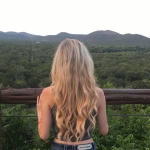 Meet your Posher, Victoria